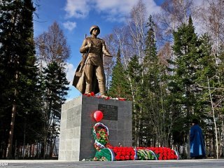 Памятник воинам, павшим в боях за свободу и независимость нашей Родины