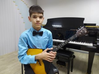 Юный музыкант из Усть-Илимска вошёл в состав Всероссийского молодёжного оркестра национальных инструментов