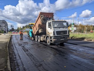 В Усть-Илимске продолжается ремонт городских дорог
