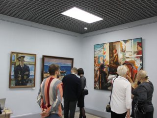 Обновленная Картинная галерея приглашает жителей на выставку «Арт-меценат»